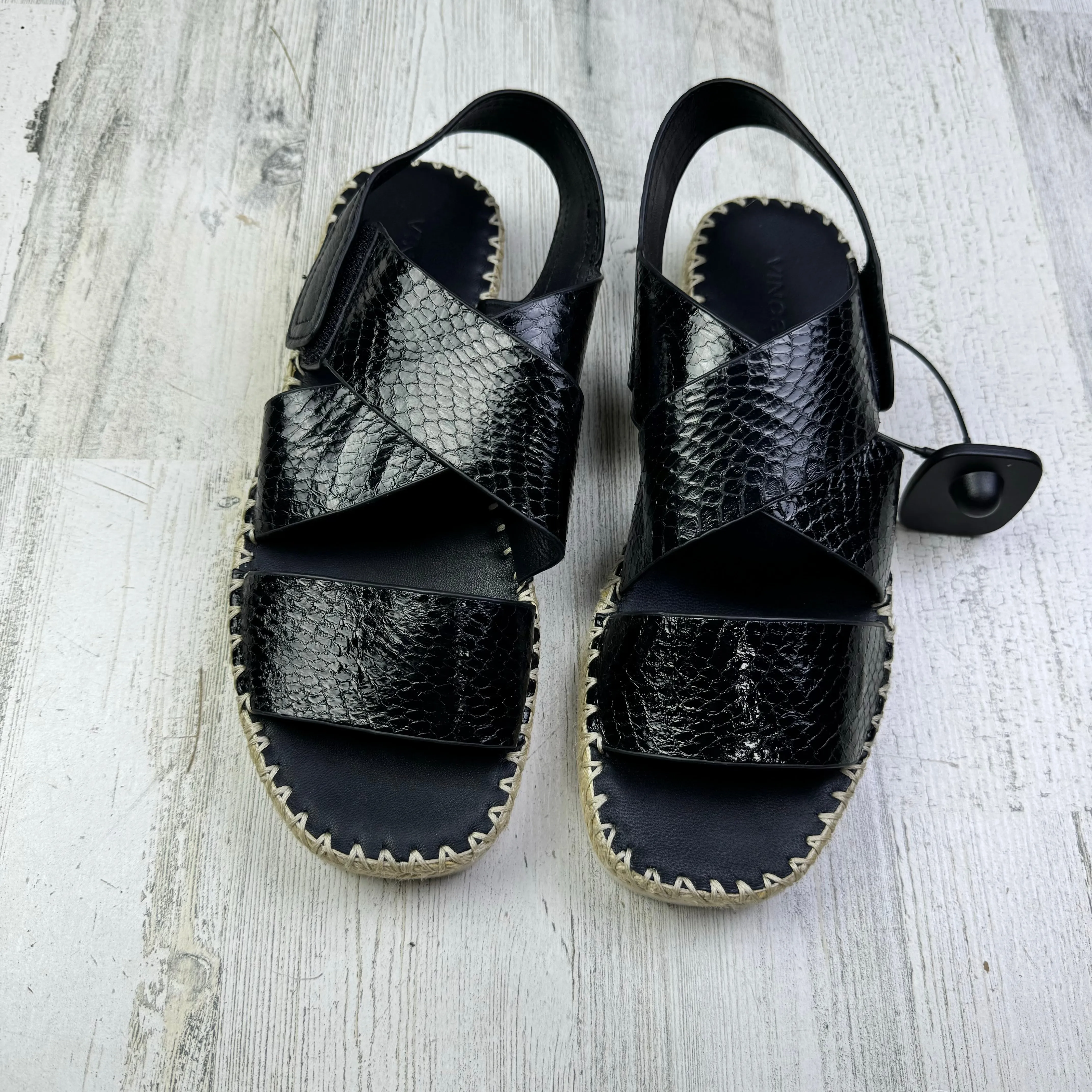 Black Sandals Flats Vince, Size 9.5