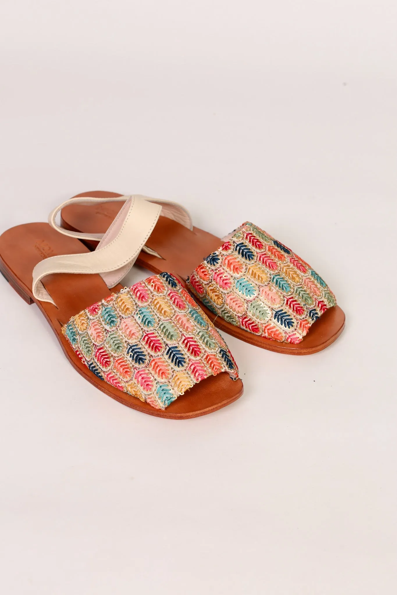 EMBROIDERED SILK SANDALS LISA